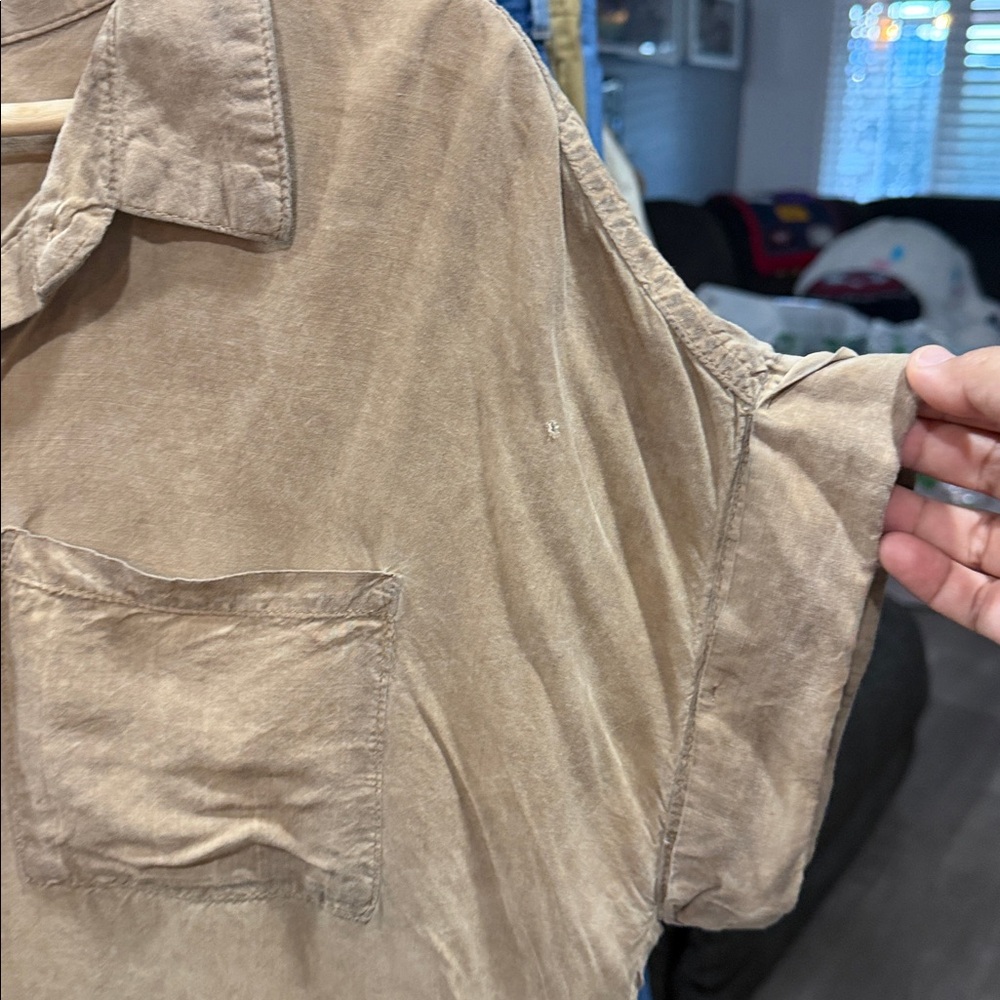 Velvet Heart Tan Button Down Shirt - Picture 4 of 10